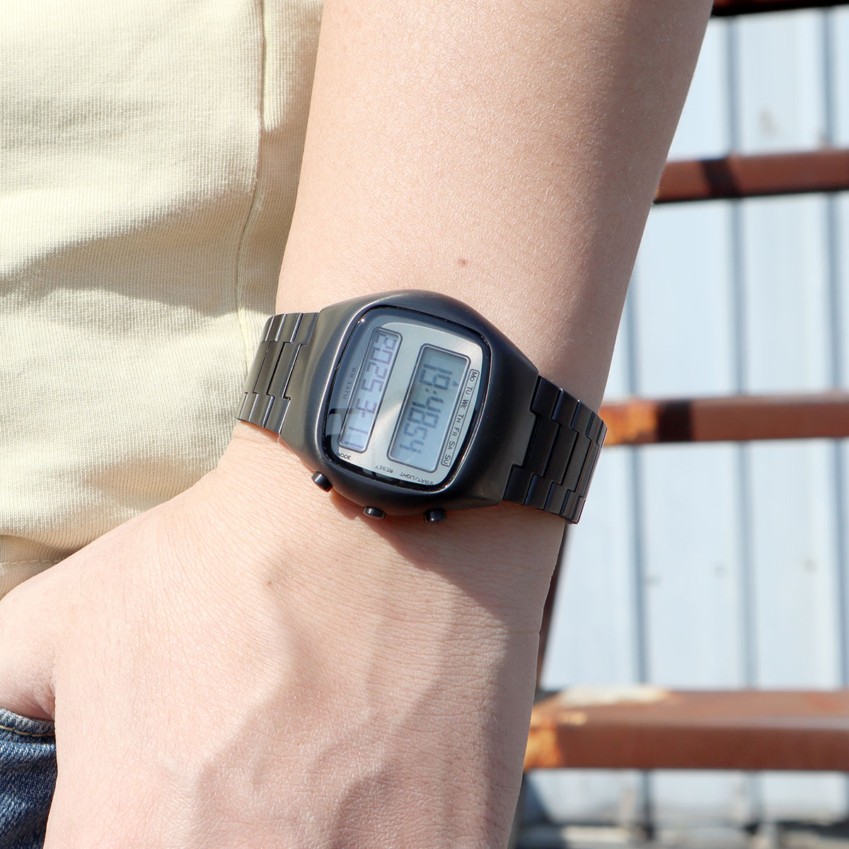 Orologio elettronico alla moda - Mens Fashion Blog recensione e prezzo
